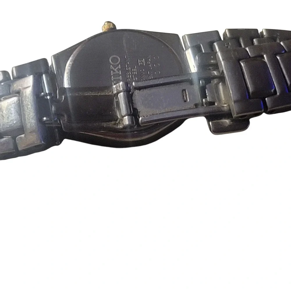 Seiko Ladies Seiko Dress Watch Black Dial Stones‎ around Bezel Elegant Classy